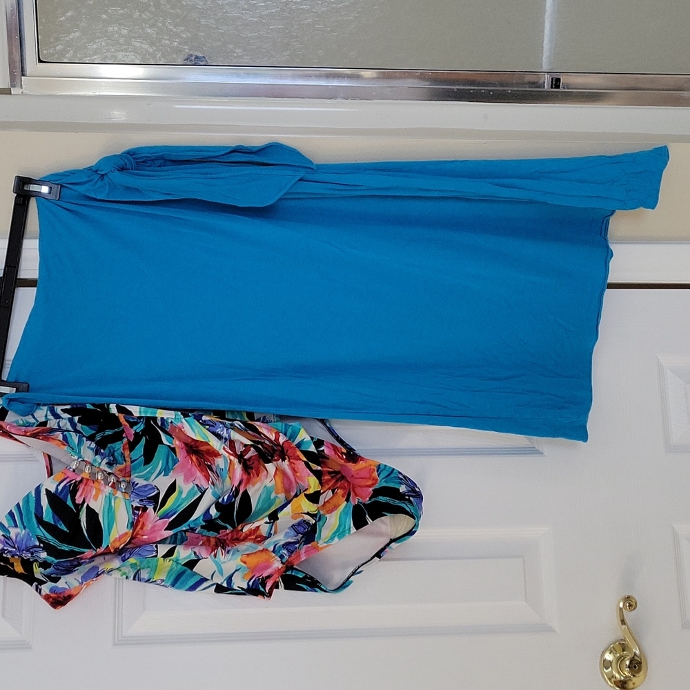 One piece colorful women's swimsuit